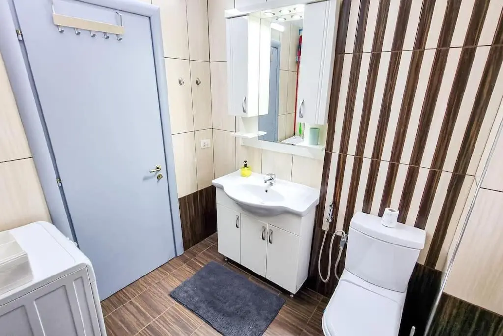 City Center 2BR Apartment