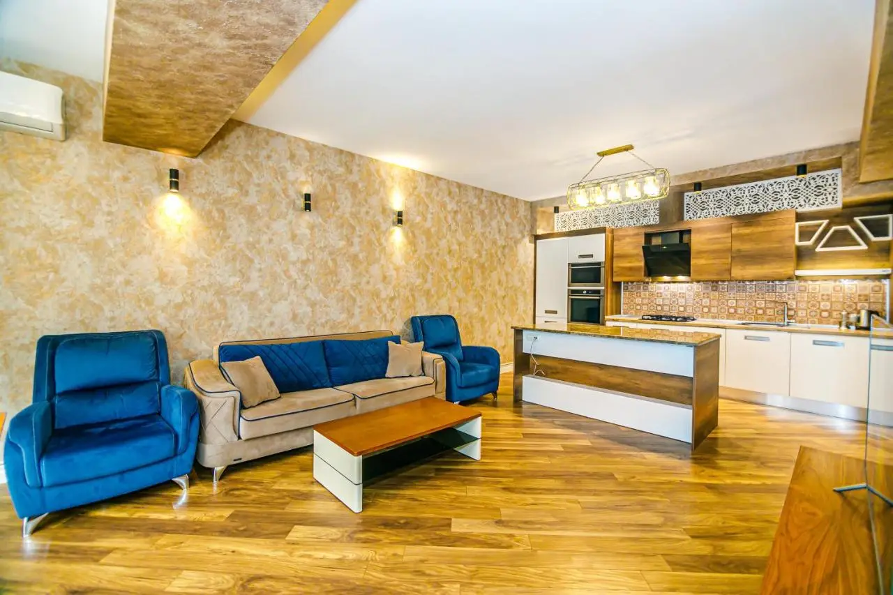 CRYSTAL Luxury Apartment on BAKU