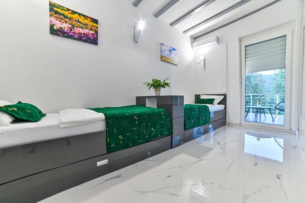 Summer Residence Una