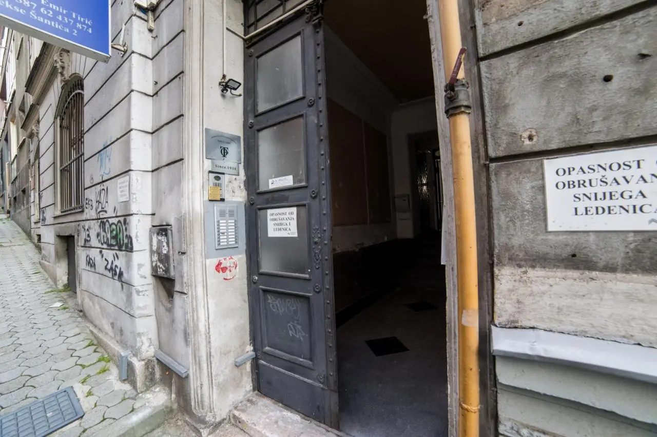 Urban Santiq City Center 3-bedroom apartment with balcony