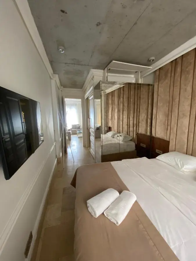 AB Residences -Cihangir Luxury Antique Apartment