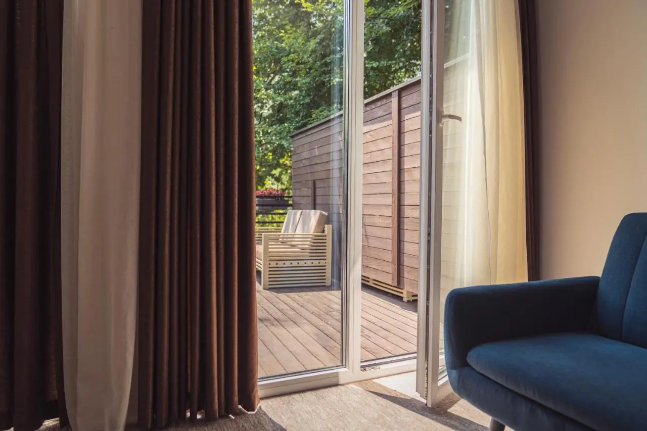 Hotel Tazz - River Front Oasis Collection