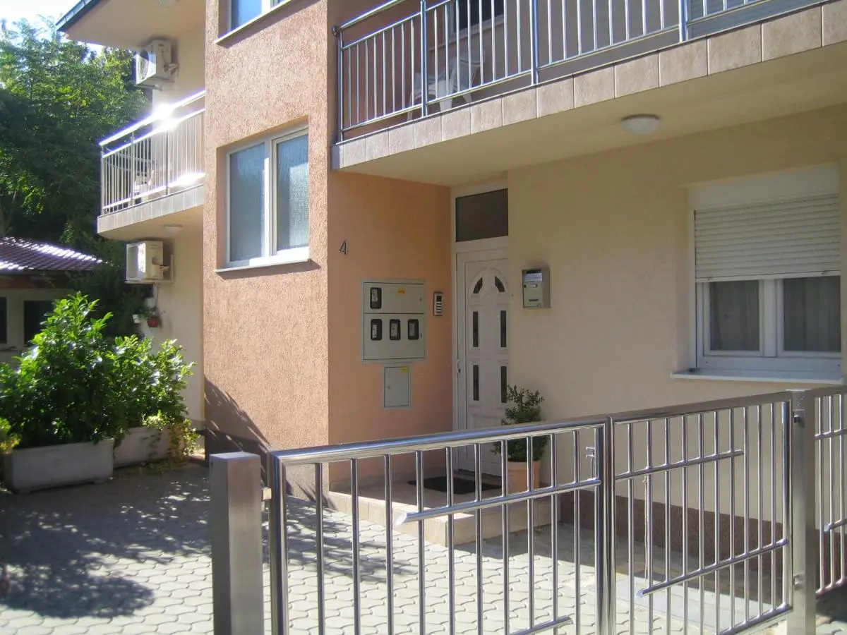 Apartman Mona