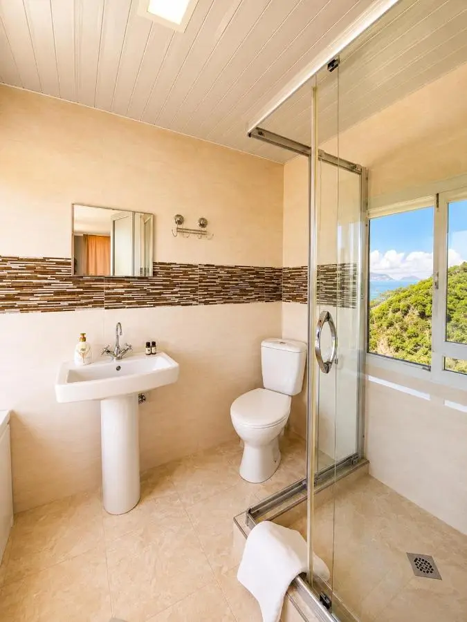 Lia's Guest House