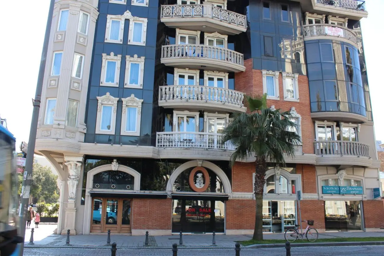 Batumi apartment in front of Sheraton
