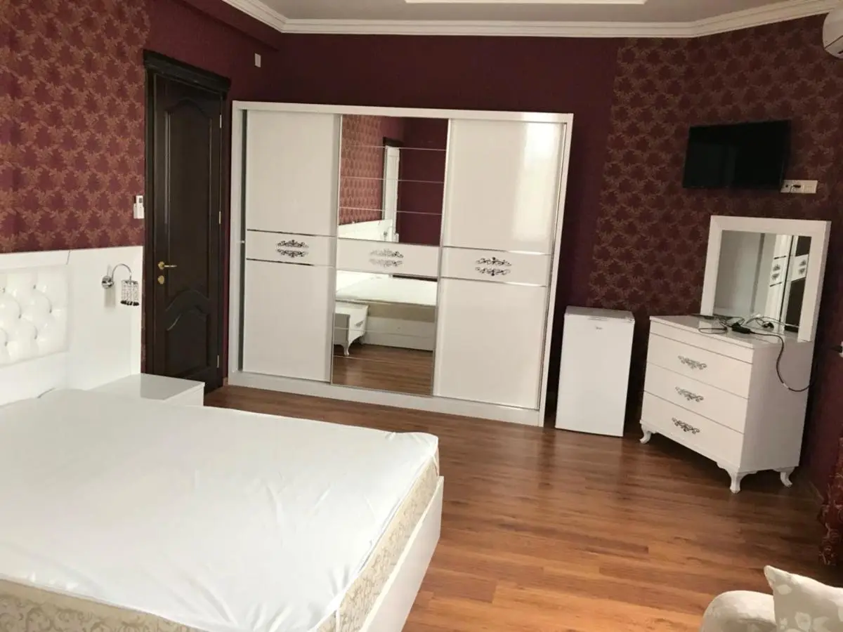 Nani's sweet home