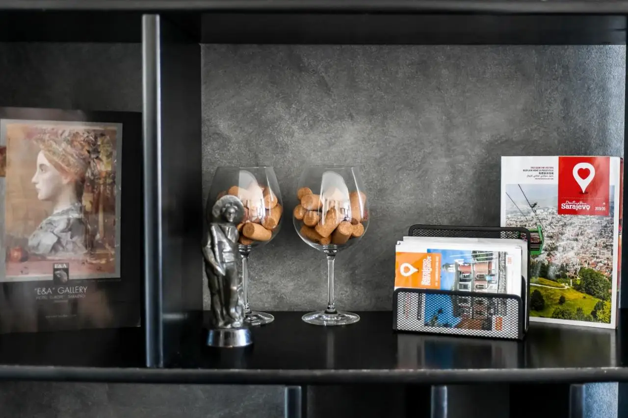 2 bedroom Penthouse in city center, free parking