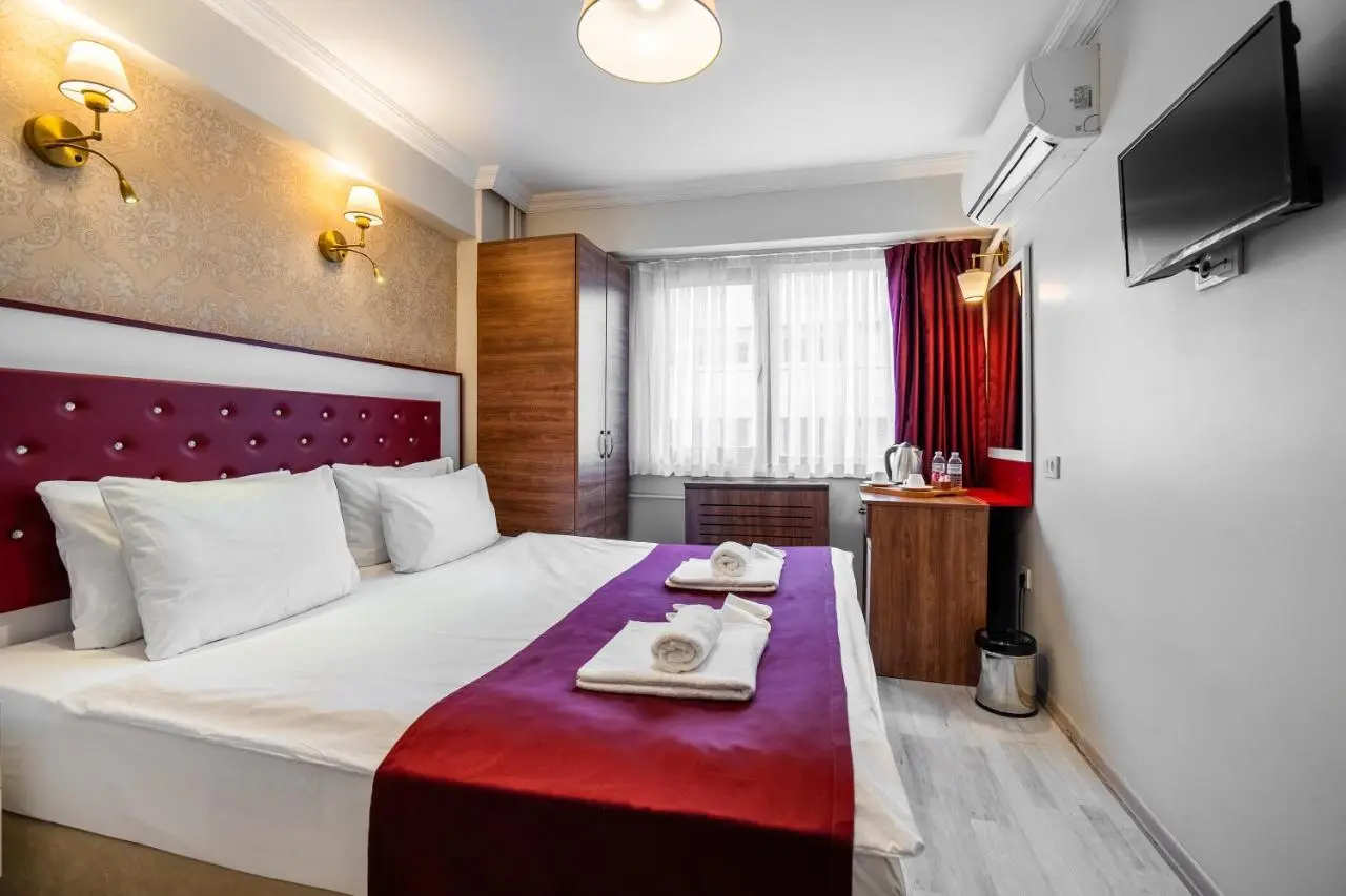 Cihangir Palace Hotel