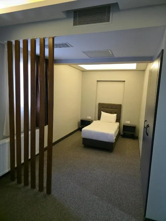 Gardan Hotel