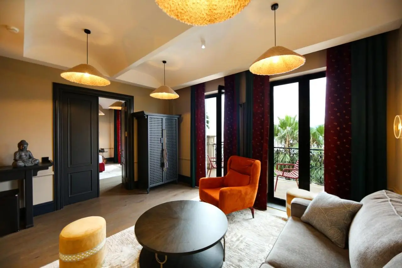 Retro Boutique Hotel