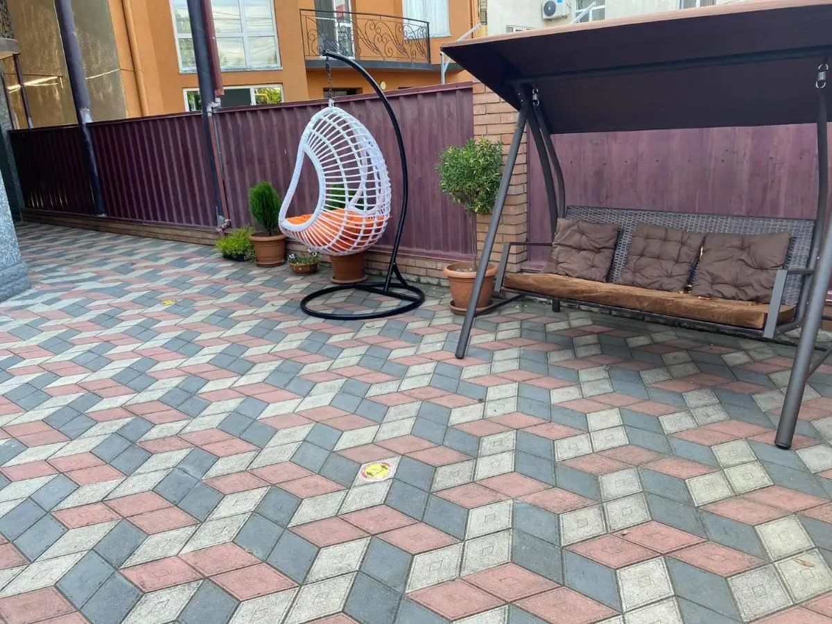 LANA`S GUEST HOUSE