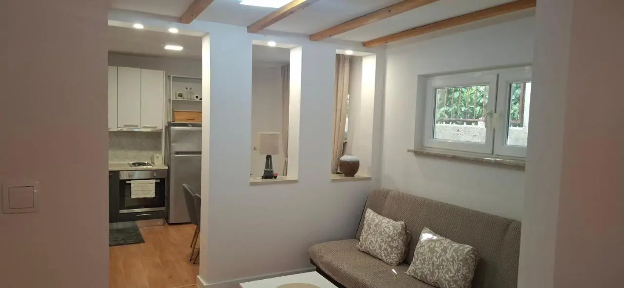 Guest House NO 13