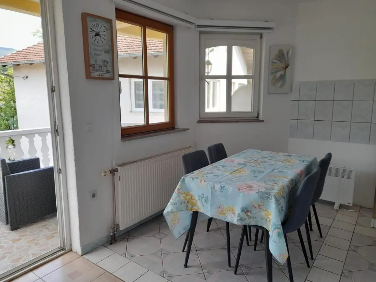 Amina River Apartment