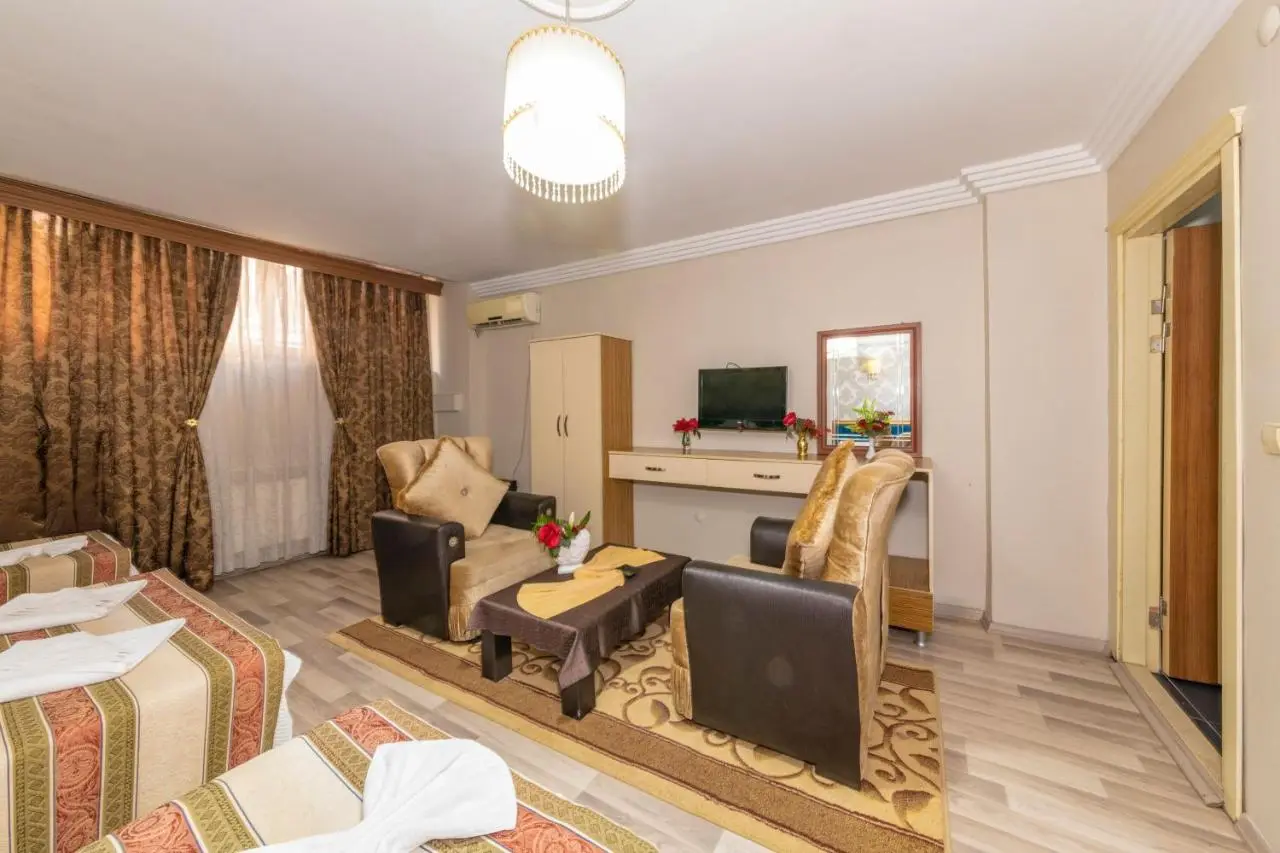 Ista Palace Hotel