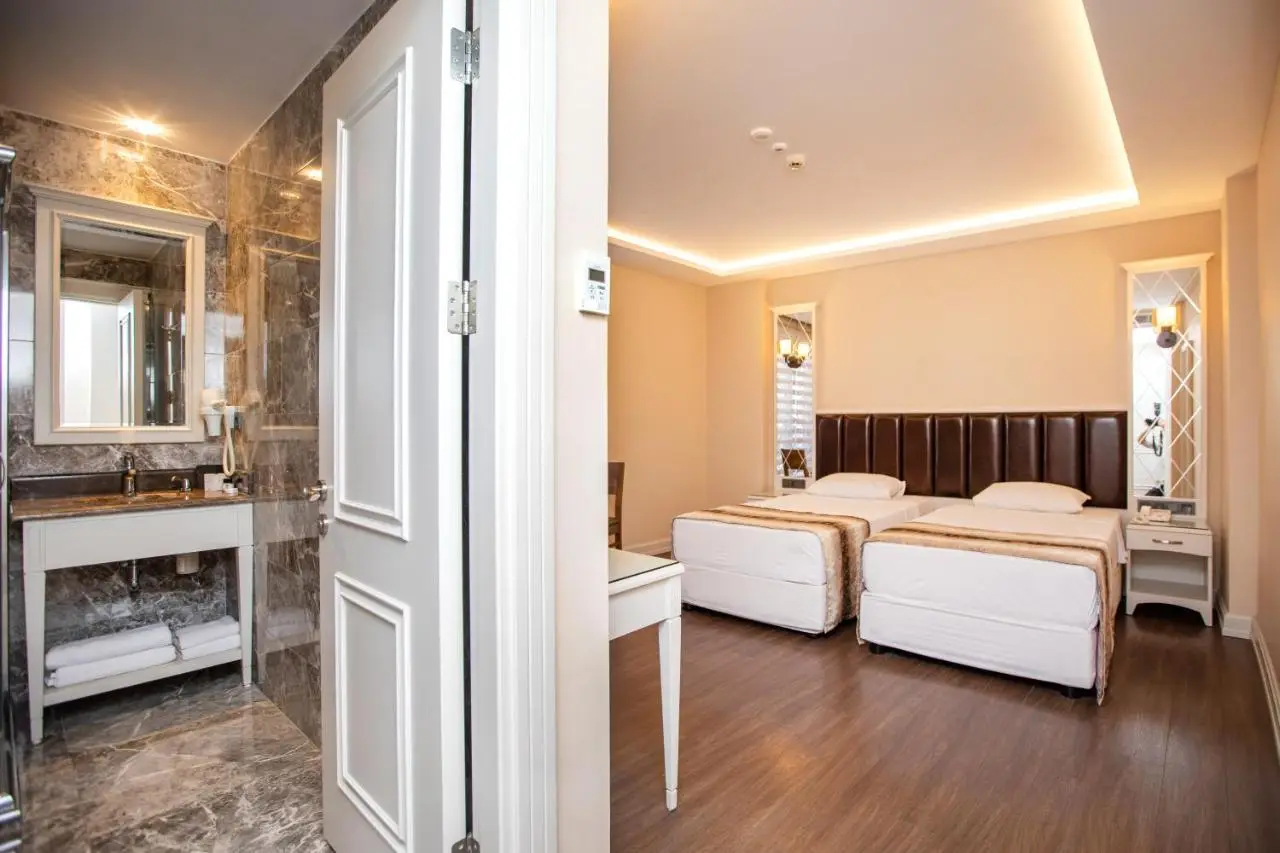 PRAG HOTEL