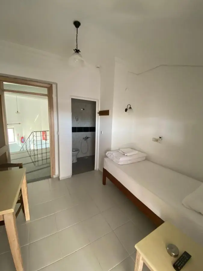 AY OTEL 2