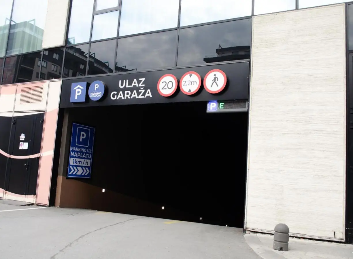 Luxury Blue Apartment Bulevar