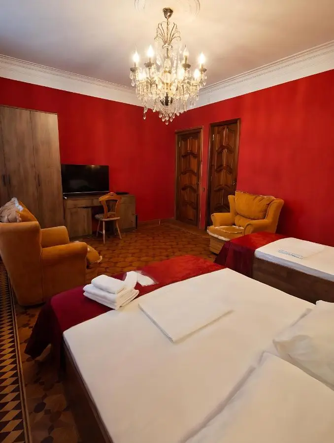 Versailles Boutigue Hotel - Baku, Nizami Street