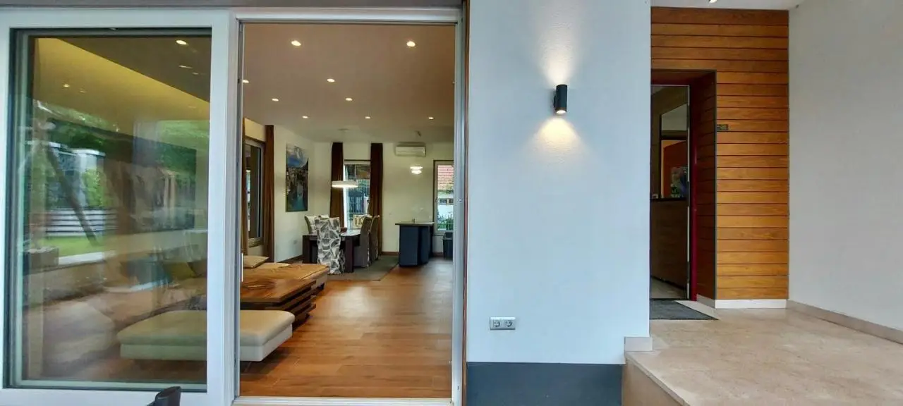 Villa Wood & Green SPA