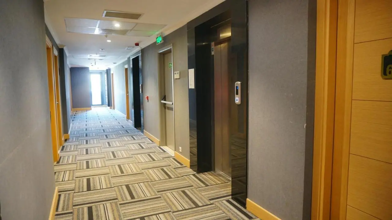 Vois Hotel Atasehir & SPA