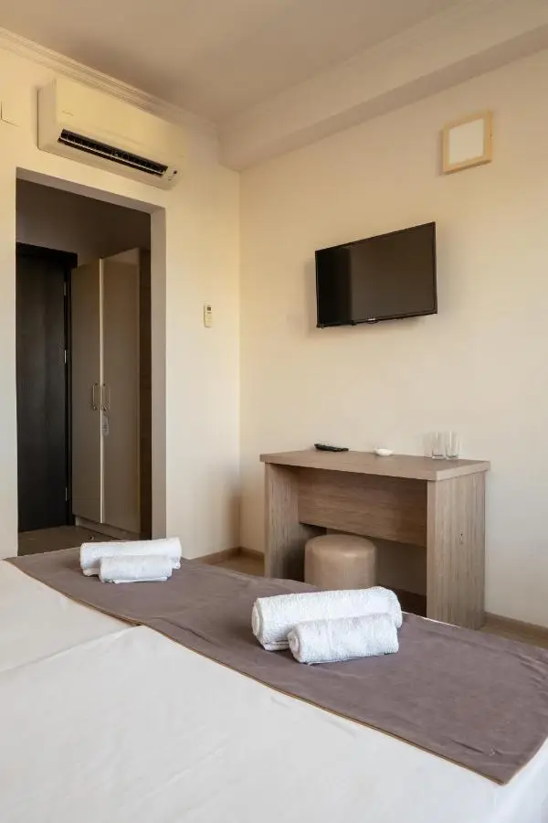 Iveria Elli Hotel