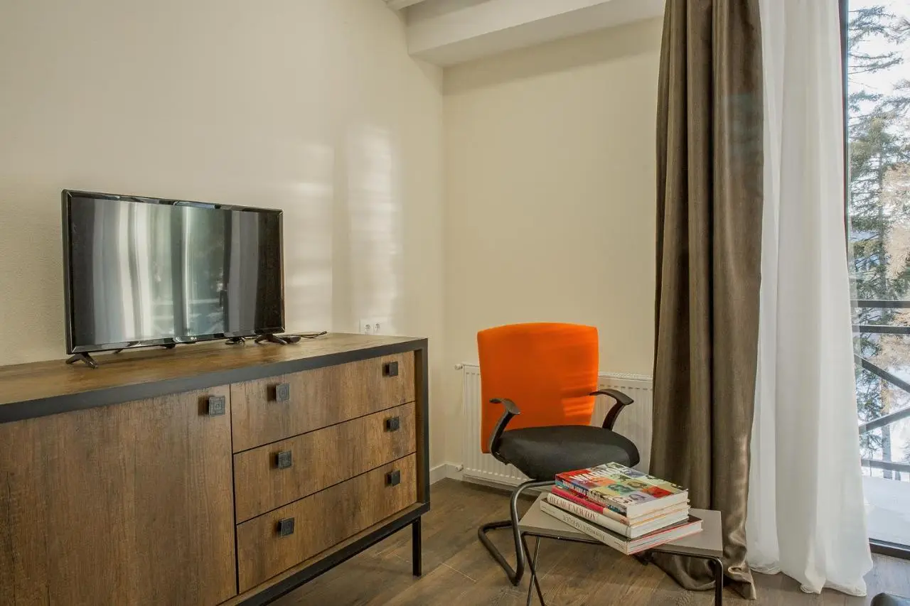 Kokhta Plaza Boutique Hotel