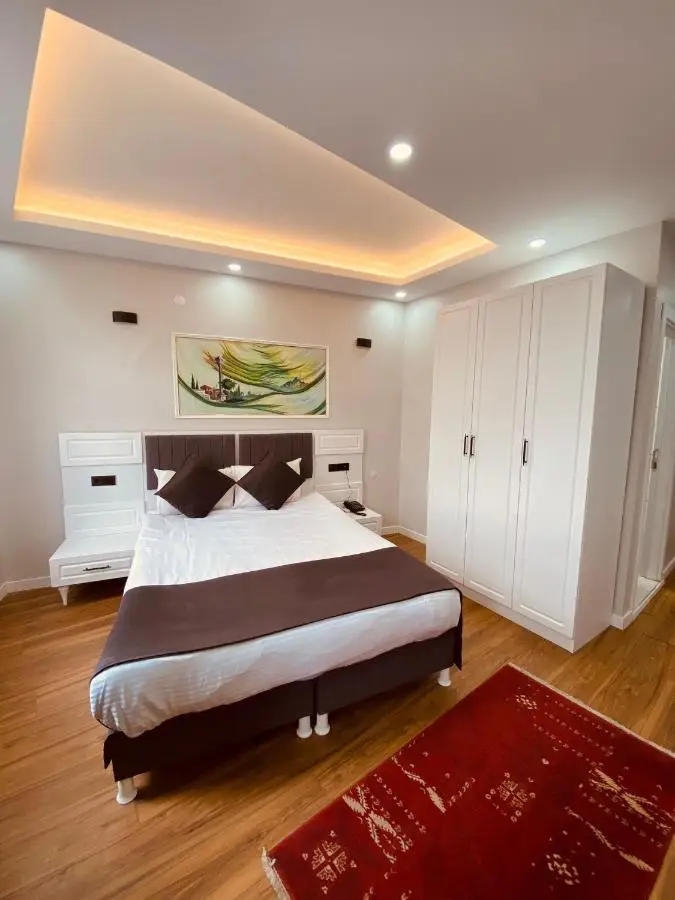 Hodegon Suite Hotel