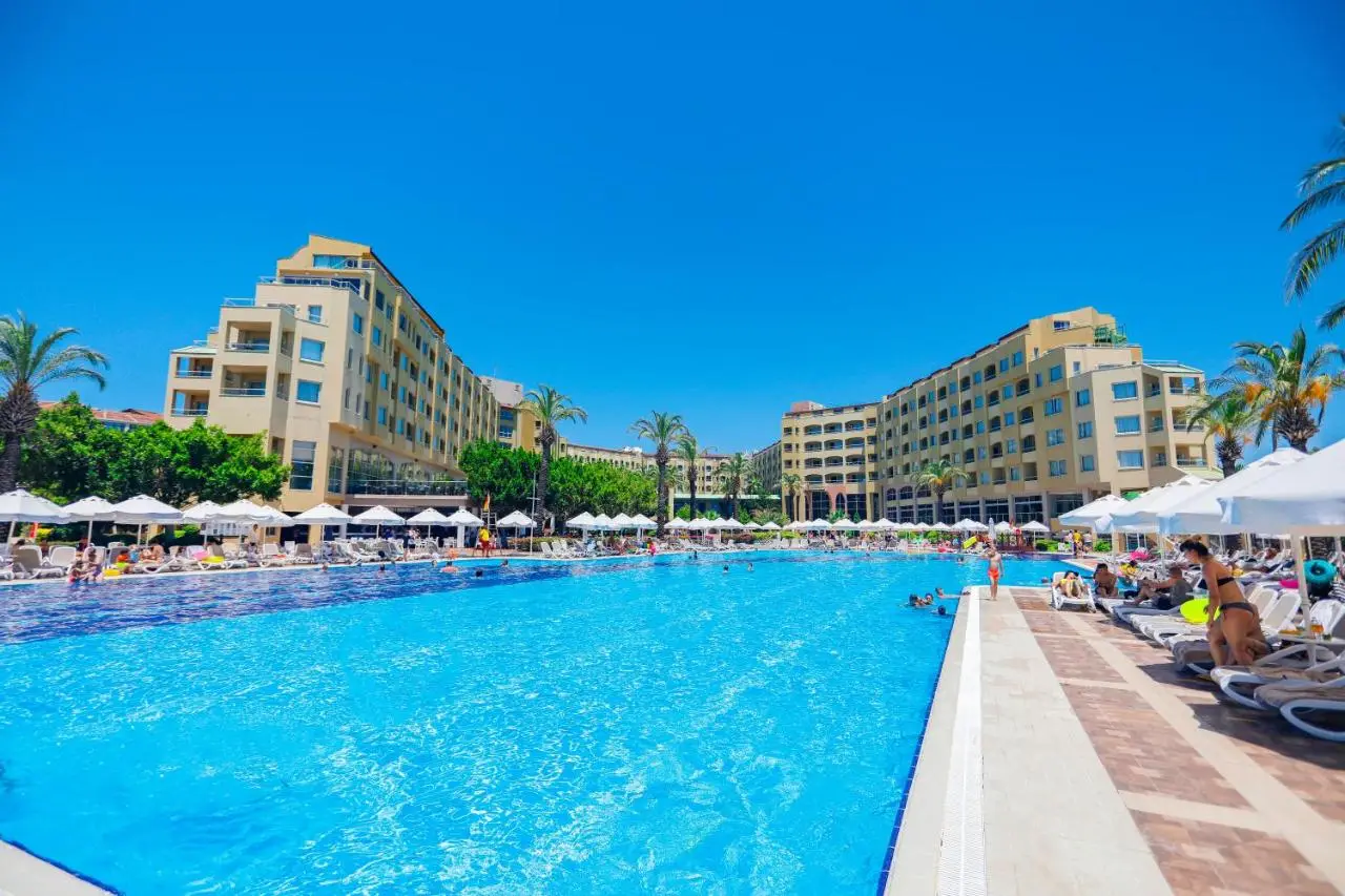 Selectum Family Resort Side