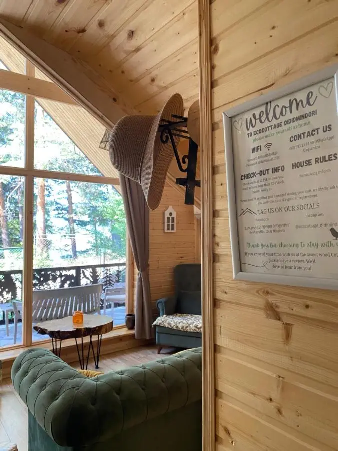 EcoCottage Didi Mindori - Among the Pines