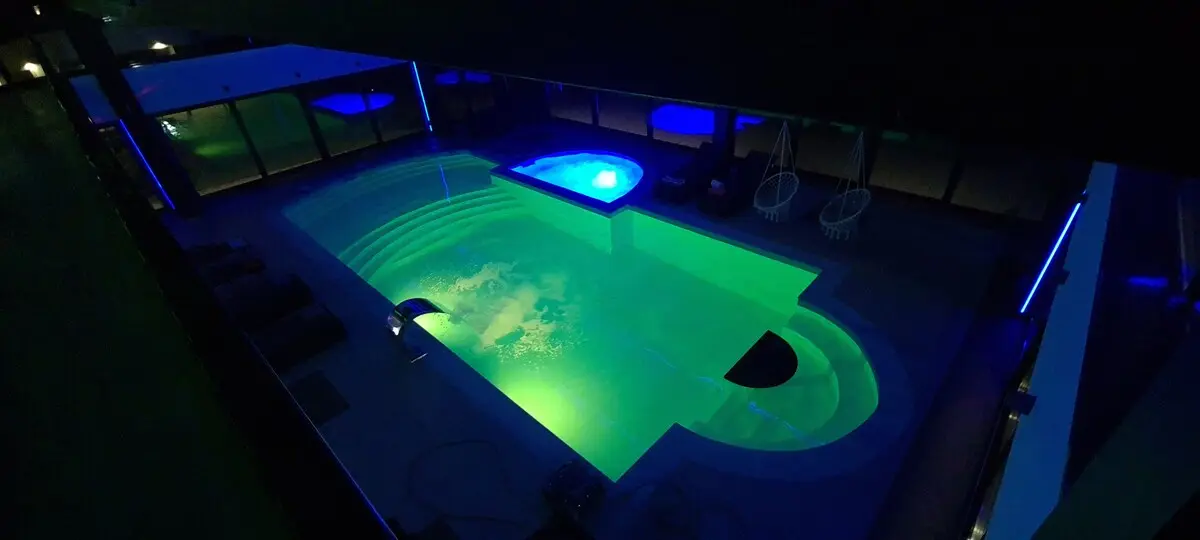 Ground floor, 3BDR, shared pool