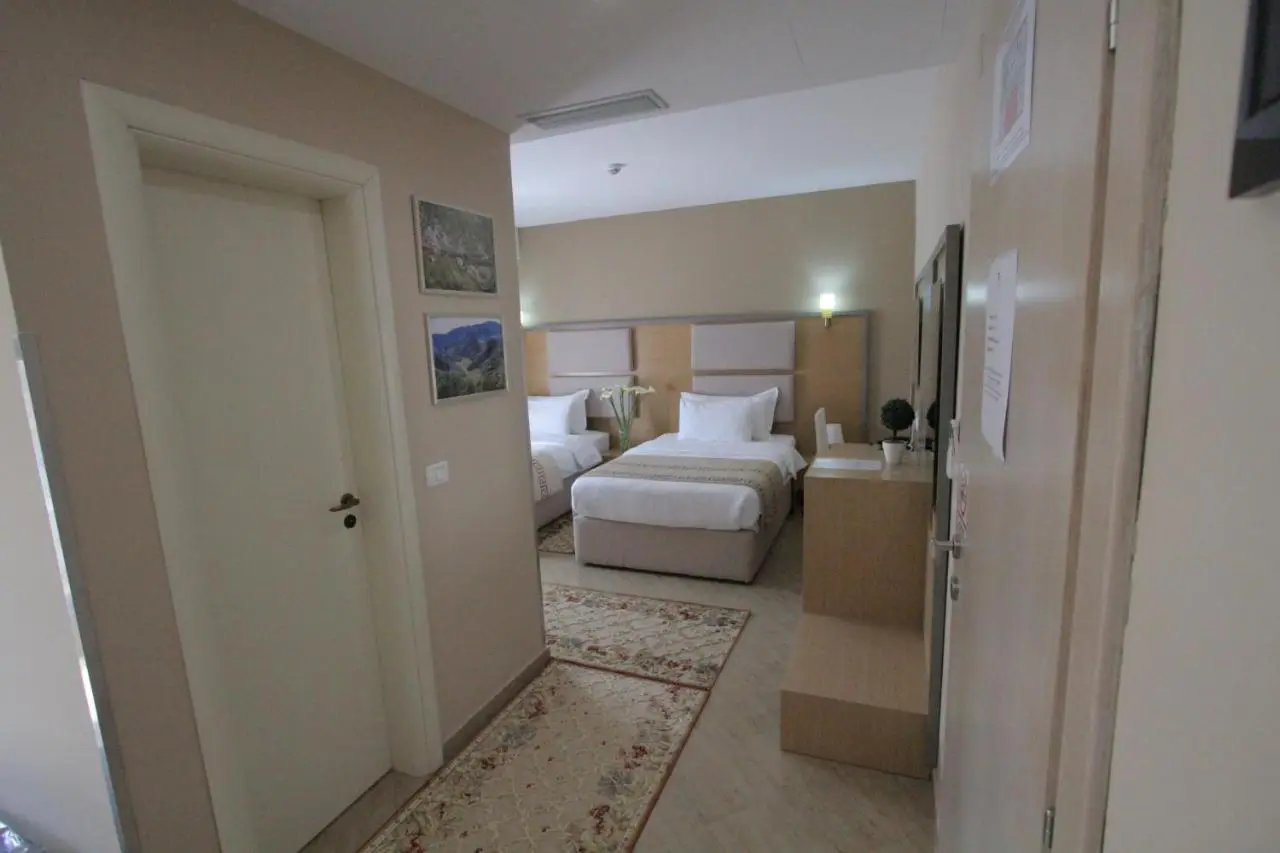 Capital Tirana Hotel Bruçi