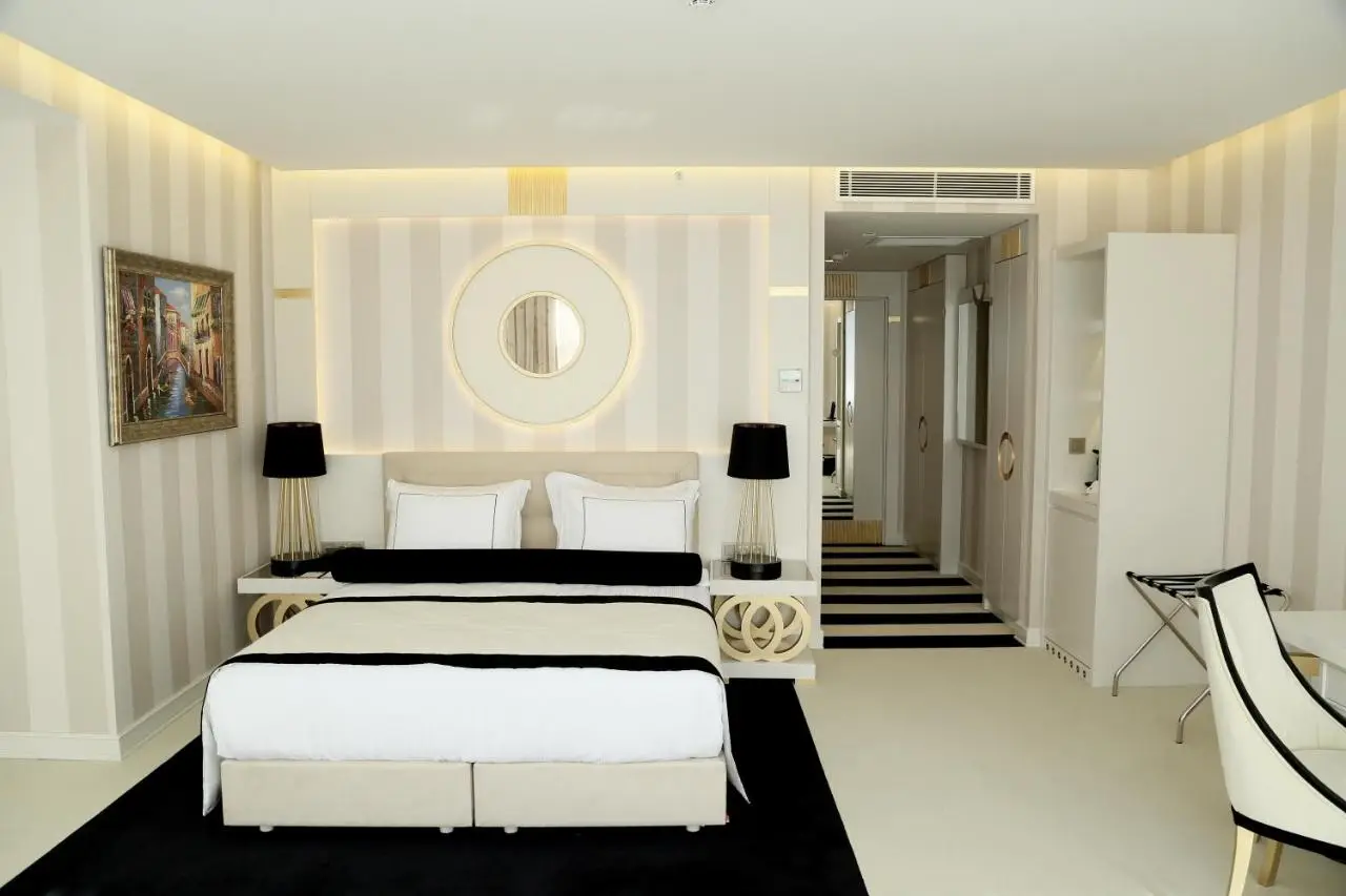 Ramada Hotel & Suites Sisli