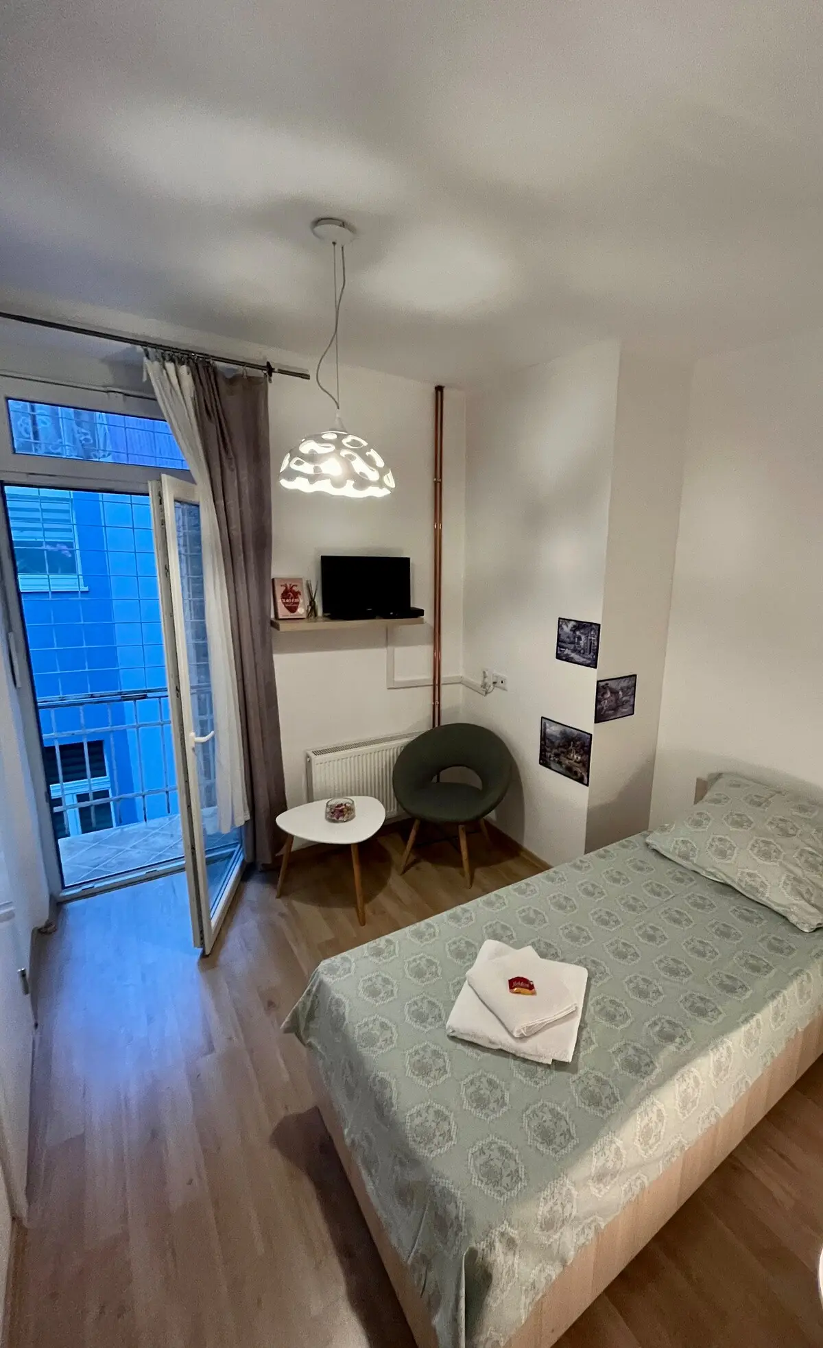 Studio Apartment Gray