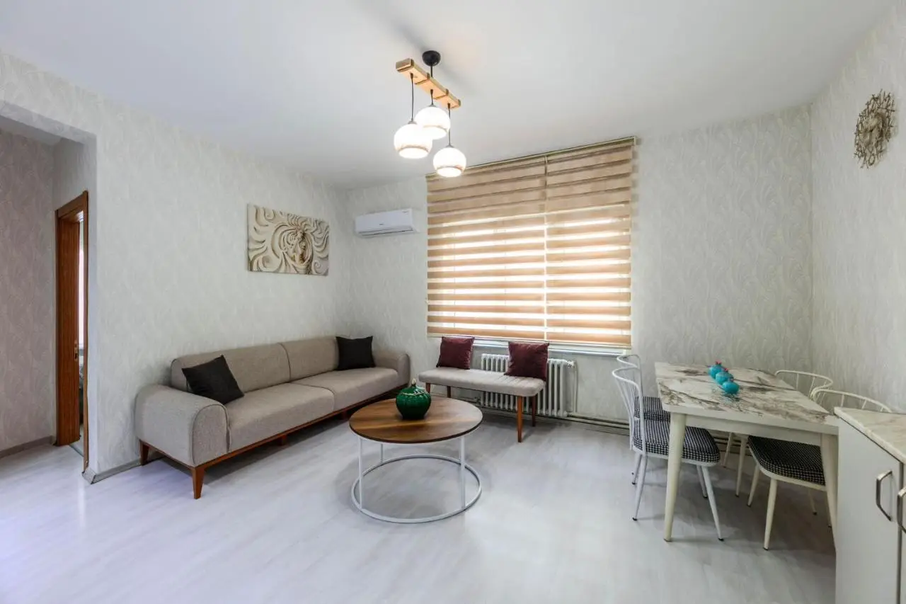 Palas Apartments