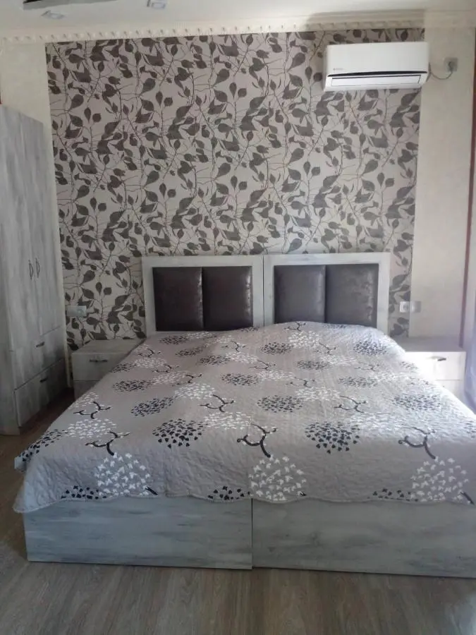 Guest house UTA