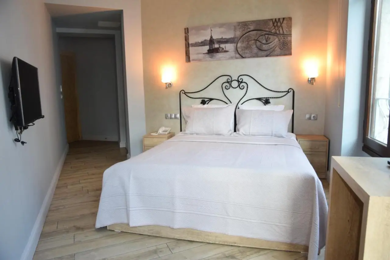 Ragip Pasha Apartments