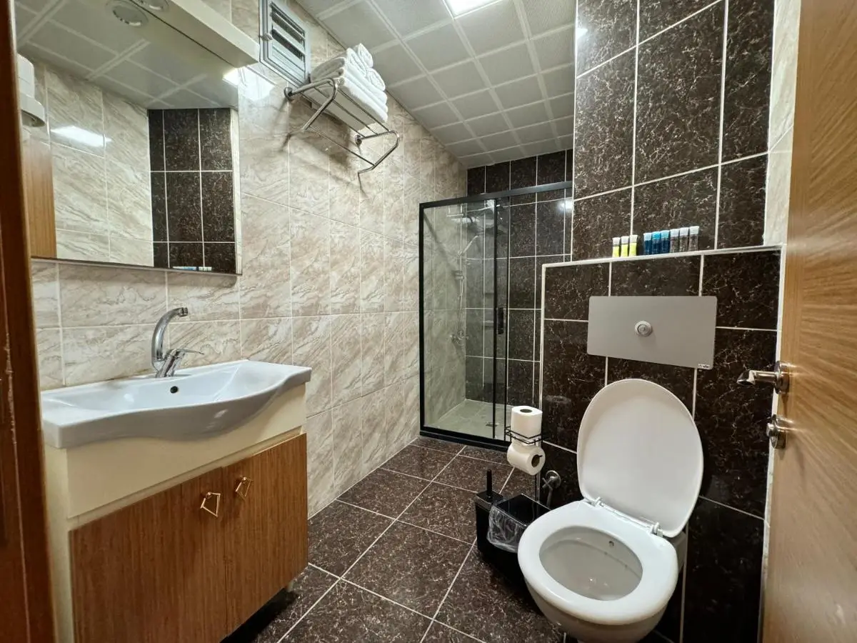 E5 PARK OTEL