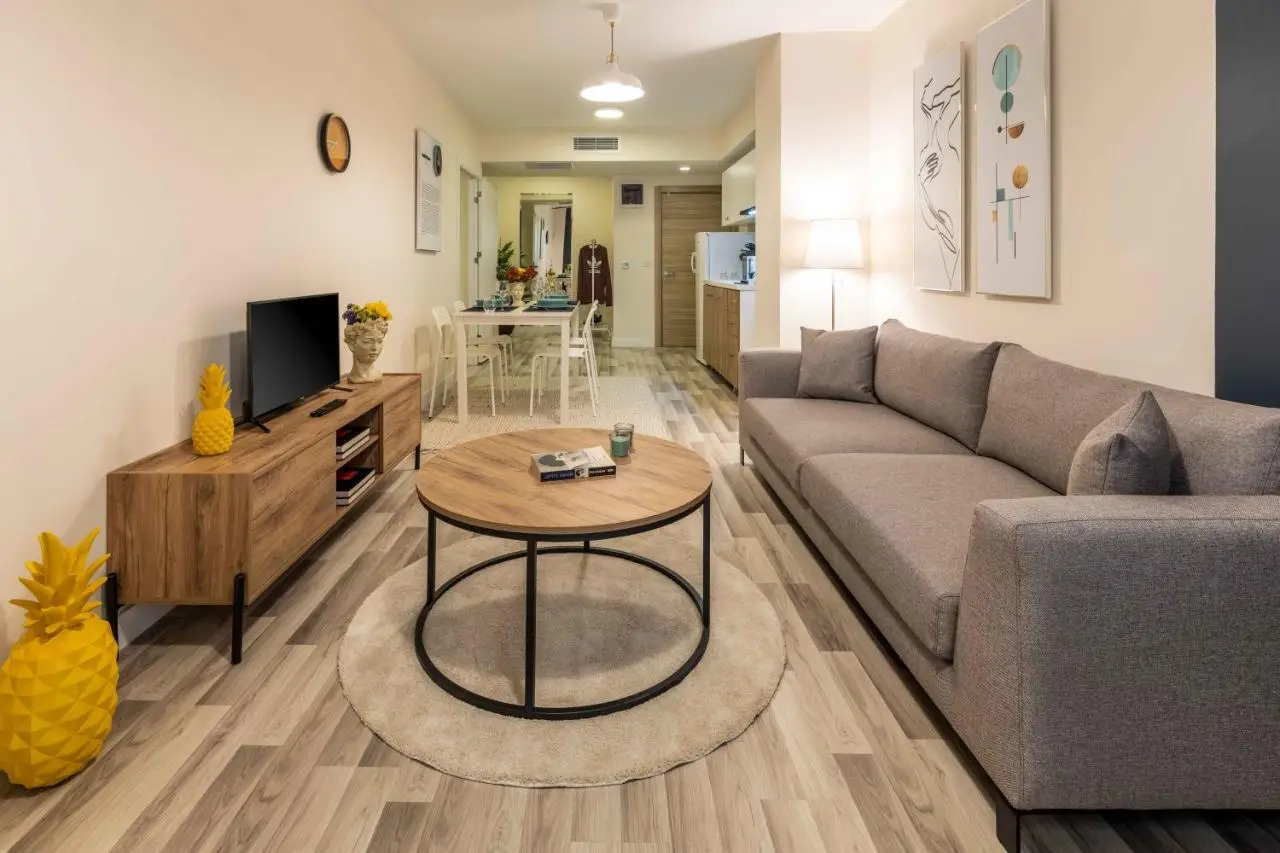 Monnas Suite