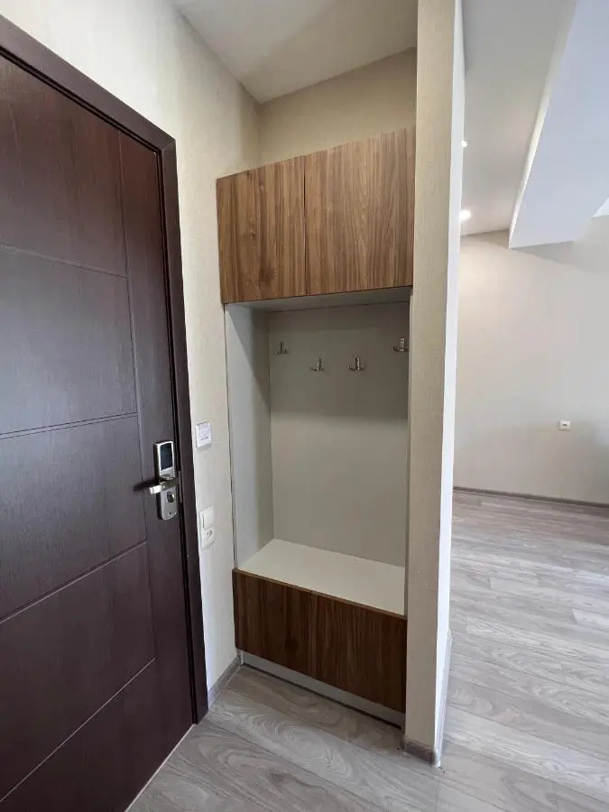Crystal Loft - C408