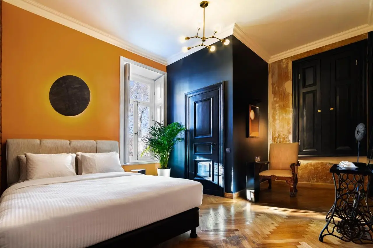 Unfound Door - Design Hotel