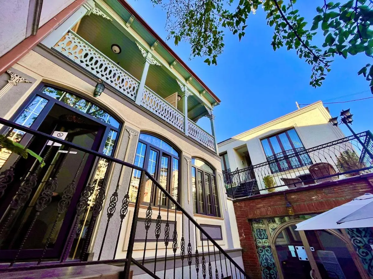 Silver 34 Boutique