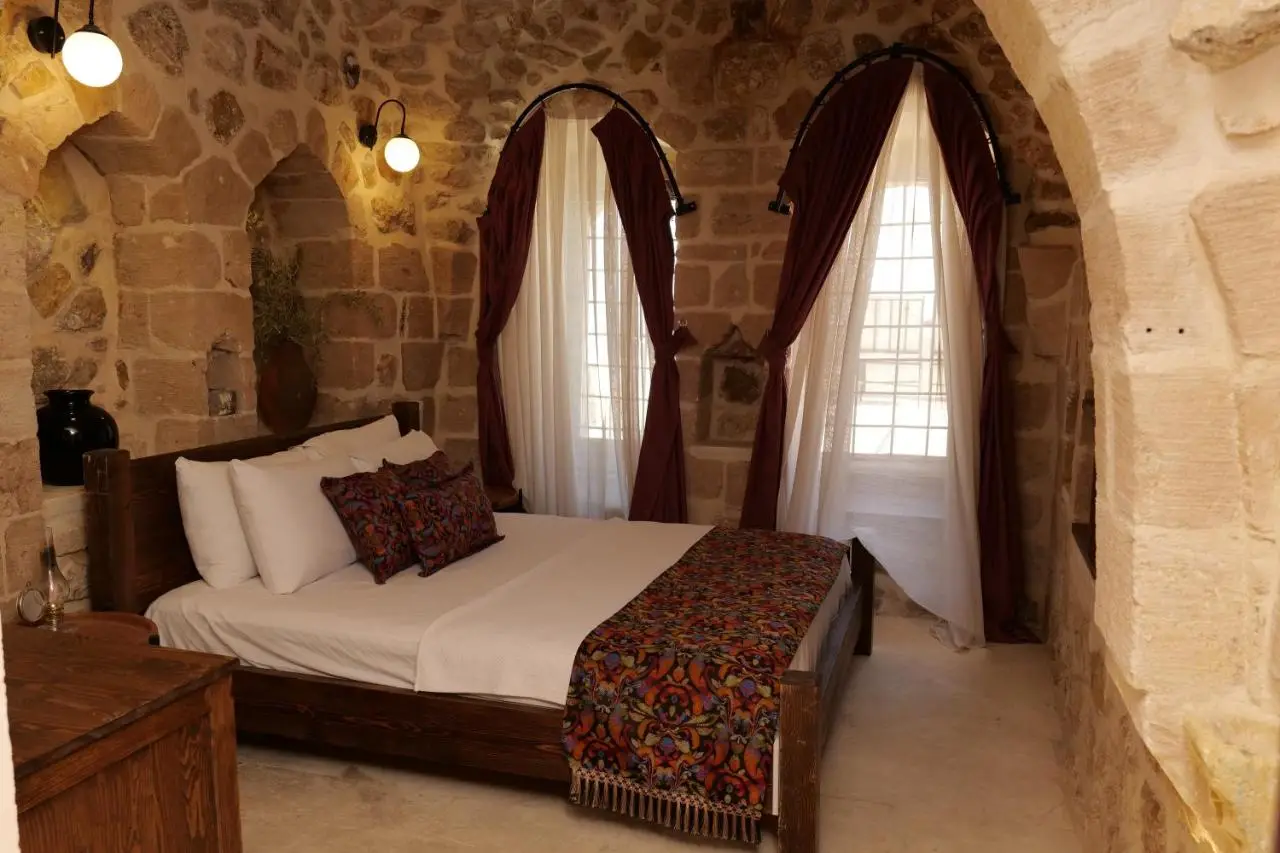 Mezova Otel