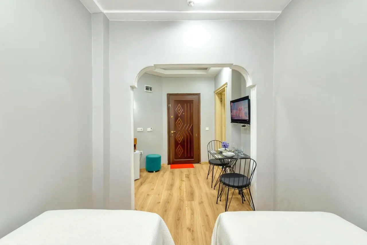 Pio Apart Hotel
