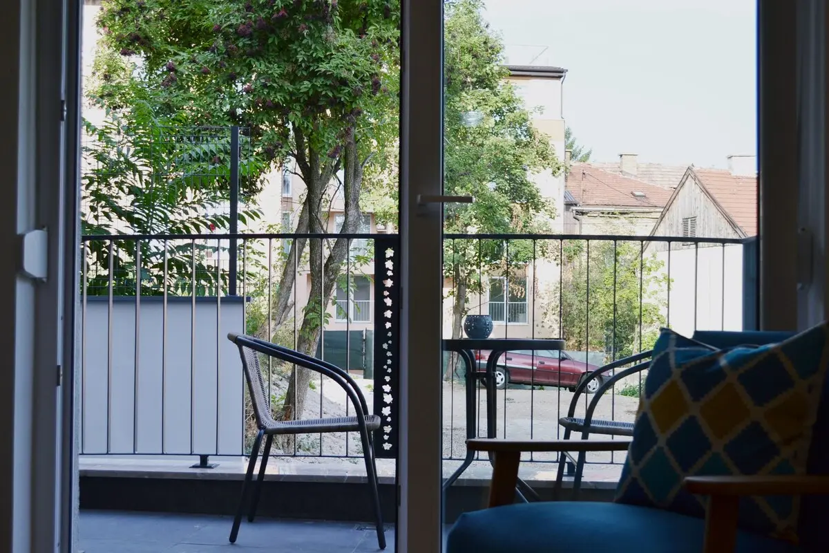 Apartment Masha - Lovely One Bedroom with balcony