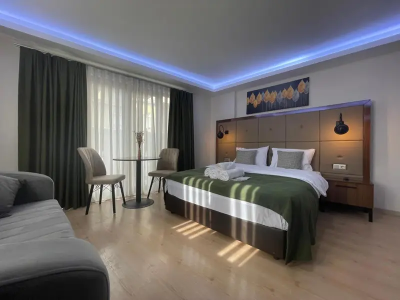 Elegance Suites