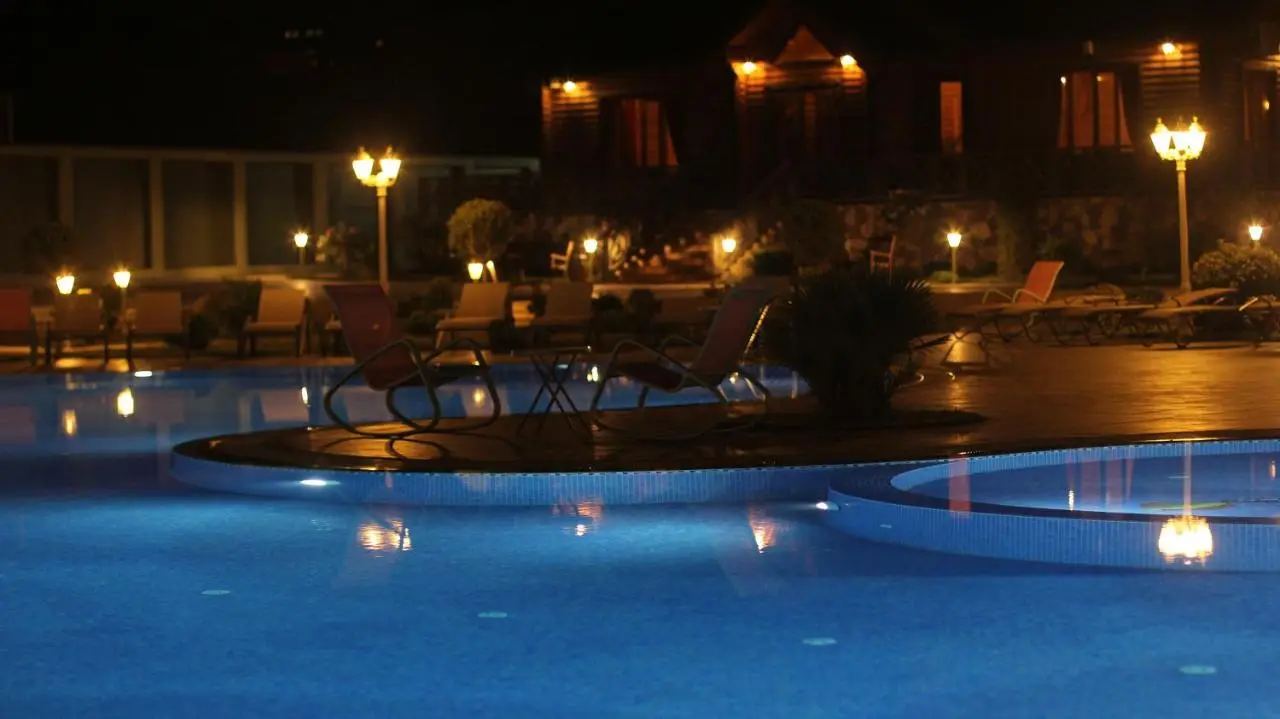 Khazar Inji Hotel