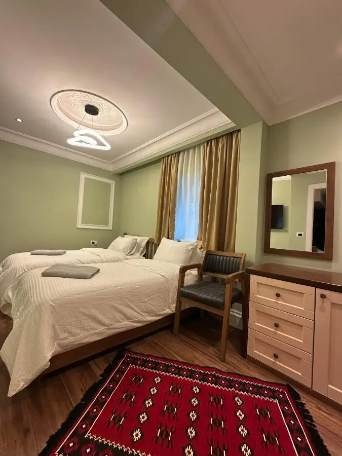 Flored Hotel