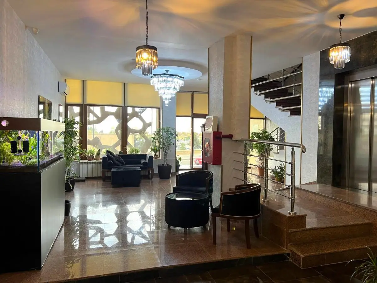 Alison Boulevard Hotel