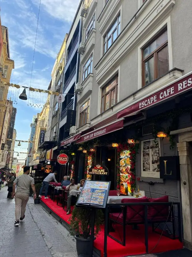 Taksim Escape Suites HOTEL