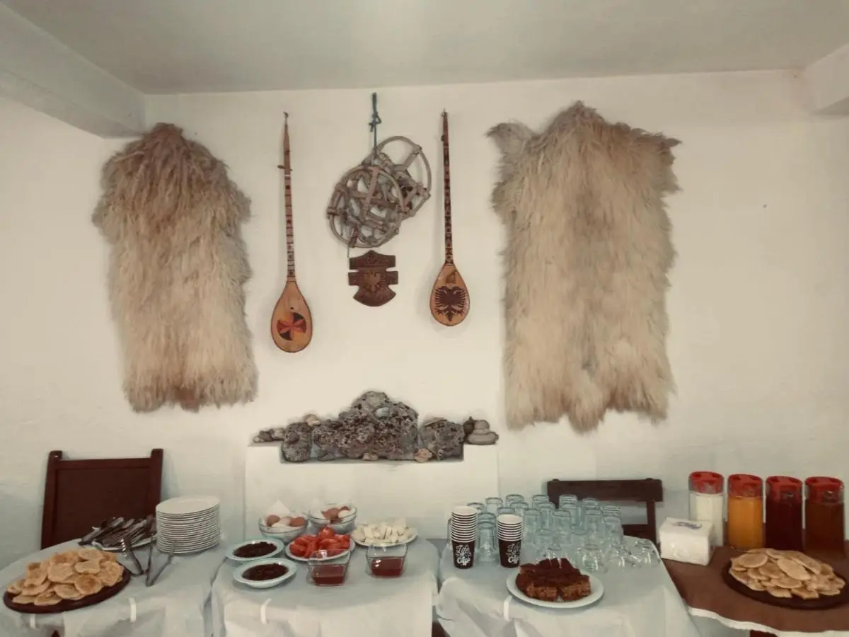 Guesthouse Kroni I Micanit